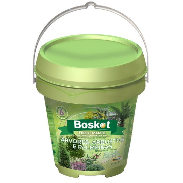 Árboles, arbustos y palmeras de Boskot