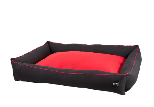 Cama rectangular roja clásica